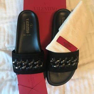 Valentino Slides